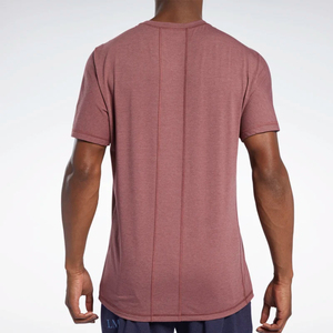 Camiseta holgada de algodón para un aspecto elegante: un ajuste relajado y moderno que ofrece comodidad, perfecta para días activos y ropa informal - Product Image 5