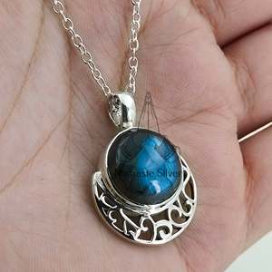 Collar de Labradorita con Plata de Ley 925 Hecho a Mano, Joyería con Detalles en Oro Rosa para Ella - para Cumpleaños, Navidad, San Valentín - Product Image 1