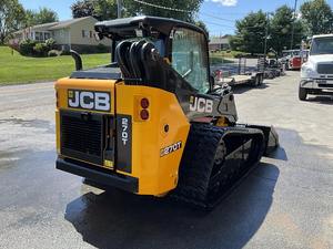 Minicargadora JCB 2023 T 270-Potente cargadora de orugas compacta con alta capacidad, durabilidad y visibilidad superior - Product Image 2