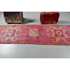 Alfombra Turca Vintage, Alfombra de Pasillo de 2.9x9.2 pies, Alfombra de Lana a Rayas Rosa y Marrón - Product Image 3