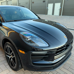 Vehículo con Volante a la Izquierda a Precio Accesible |   CONDUCCIÓN DERECHA |   Porsche Macan 2022, 5900 millas, Turbo, 4 cilindros, tracción total - Product Image 1