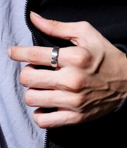 Anillo de diamante solitario de corte brillante redondo TDW 1,00, oro blanco de 18K, ajuste de medio bisel, piedra de laboratorio de diamante Hpht/Cvd - Product Image 1