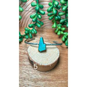 Bracelet manchette tendance Donovan Skeets Kingman en turquoise et argent sterling - Product Image 5