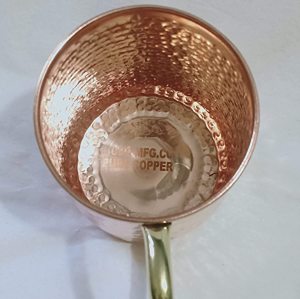 Taza de cobre artesanal muy solicitada para experiencias de cócteles auténticos y entretenimiento disponible al mejor precio - Product Image 5