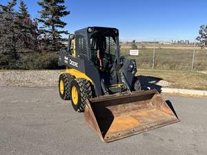 Chargeuse compacte John Deere 320E, équipement de construction lourd, chargeuse frontale, machine haute performance, prix avantageux - Product Image 6