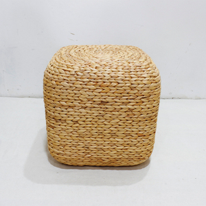 Pouf carré en jacinthe d'eau naturelle rustique Rtex Dong Thap, tissé à la main, pour chambre à coucher, appartement, entrée - Product Image 2
