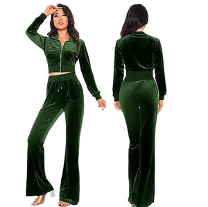 Ensemble de survêtement en velours de luxe tendance pour femmes, sweat-shirt à manches longues décontracté, pantalon évasé, col montant, vente chaude - Product Image 1