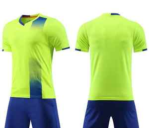 Maillots de football pour adultes en gros, impression personnalisée, unisexe, manches courtes, maillots de football respirants, séchage rapide, 100% polyester - Product Image 4