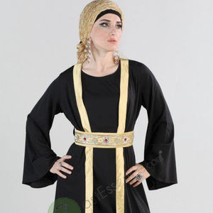 Abaya de style arabe à l'aspect riche pour les femmes musulmanes en Saudia - Product Image 1