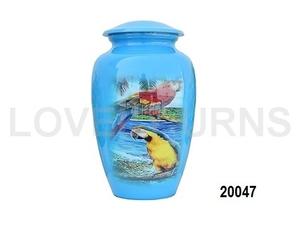 Urne bleu ciel pour cendres, souvenir avec sac rouge - Product Image 1