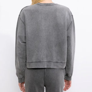 Fournisseur d'usine professionnel Sweat-shirt en molleton de coton à manches longues pour femmes Lavage à l'acide Nouveaux styles pour l'hiver avec livraison rapide - Product Image 5