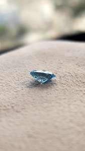 Diamante cultivado en laboratorio de 1 quilate, corte ovalado, color azul intenso, para la fabricación de anillos, certificado por IGI, proveedor de diamantes sueltos de lujo a bajo precio. - Product Image 5