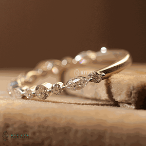 Anillo de Compromiso de Media Eternidad con Moissanita de Corte Marquesa y Redondo de 0.72 TCW, Engaste de Plata de Ley para Mujer - Product Image 4