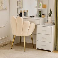 Chaise de coiffeuse élégante en velours à dossier en forme de pétale pour agent d'achat de meubles |   Décoration d'intérieur moderne minimaliste en métal