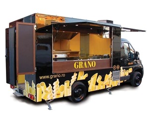 Camiones de Comida Móviles en Venta - Construcción de Fibra de Vidrio y Aluminio, Servicio de Comida Rápida y Barbacoa, Opción de Barra Móvil - Product Image 3