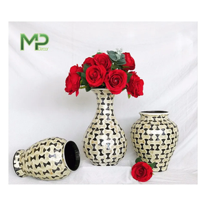Vases en coquille naturelle de haute qualité pour la décoration intérieure en gros fabriqués en usine au Vietnam Pots de fleurs et jardinières - Product Image 4