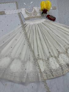 Estilo tradicional Color café blanco Lehenga Choli para mujeres Diseñador indio Ropa de fiesta de boda y recepción para niñas - Product Image 6