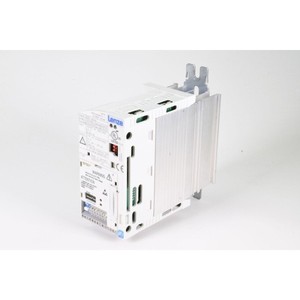 LW35076 - LENZE 13141952, E82EV371_2, อินเวอร์เตอร์ปรับความถี่, รุ่น: 4A37 - Product Image 1