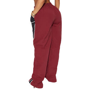 Ensemble de survêtement deux pièces élégant pour femme 2026, coupe-vent à capuche imprimé, avec cordon de serrage, 100 % polyester - Product Image 4