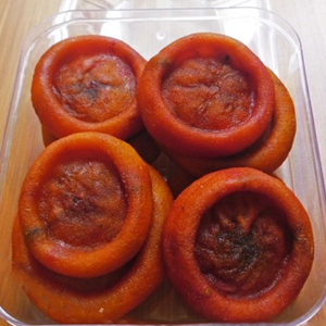 ลูกพลับแห้งอร่อย เคี้ยวหนึบ รสชาติเข้มข้น ตัวเลือกที่ดีที่สุดสำหรับกล่องของขวัญสำหรับนักชิมและการจัดแสดงสินค้า ได้มาตรฐานสากล ใหม่ - Product Image 2