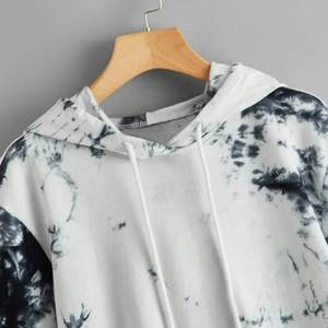 Vente en gros Sweat à capuche court Tie Dye pour femmes Pull mode avec col à capuche Vêtements d'hiver élégants pour dames - Product Image 4