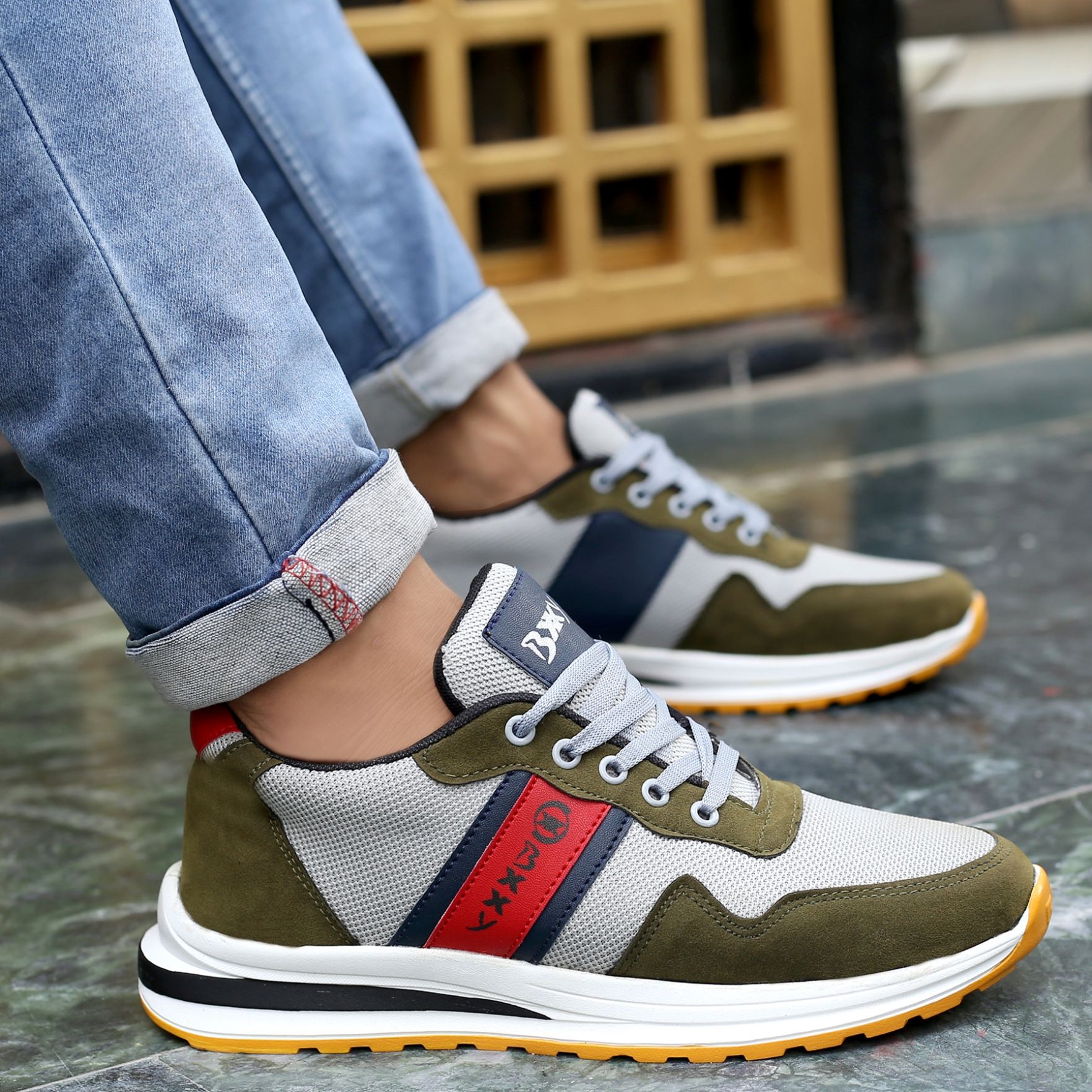 Stylish Sneakers 2020 Man Latest Sneakers: High Quality