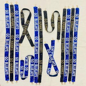 Correa de Bolso Navideña de Lujo con Cuentas de Semillas y Diseño de Copos de Nieve, Correa de Repuesto Bordada con Cuentas de Semillas Navideñas - Product Image 2