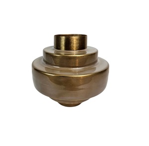 Elegante florero de metal con patrón floral intrincado metalistería diseñado para el hogar restaurante Hotel y decoración de bodas - Product Image 1