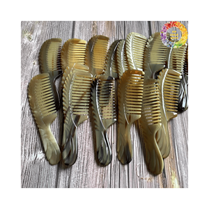 ความสง่างามของงานฝีมือ: หวีฮอร์นออกแบบใหม่-ผลงานชิ้นเอกของงานฝีมือเวียดนาม - Product Image 6