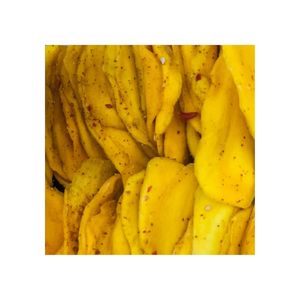 Tranches longues de mangue séchée douce au piment mélangées avec du sel et du piment, sans sucre, mangue séchée épicée, spécialité vietnamienne, nourriture épicée - Product Image 5