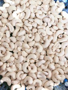Cashew <b>Nut</b> <b>Kernel</b> W320 & W240 Raw And Dried With Vacuum Packing Or Costumer Request Origin Vietnam - Product Image 3