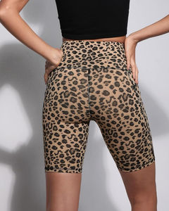 กางเกงขาสั้นผู้หญิงสำหรับขี่จักรยาน ขายดีที่สุดในฤดูร้อน ผลิตจากโพลีเอสเตอร์/สแปนเด็กซ์ รับสั่งทำลายพิมพ์แบบซับลิเมชั่นทั่วตัว สำหรับใส่เล่นกิจกรรมกลางแจ้ง - Product Image 2