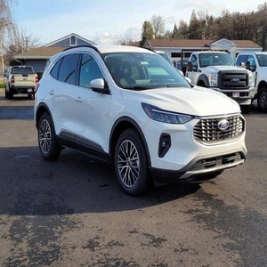 Ford Escape Híbrido Enchufable PHEV 2025 en Perfecto Estado - Product Image 1