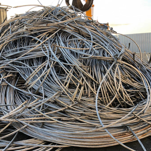 Fil d'aluminium en vrac fiable pour la vente en gros directe, qualité recyclée 99,7% 99,9% pur, haute qualité, blanc argenté compressé, à vendre - Product Image 1