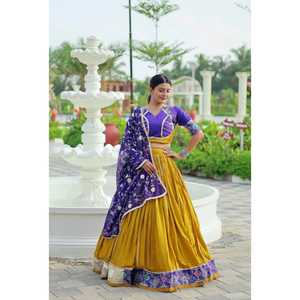 LANCEMENT DU NOUVEAU TISSU FESTIVW WEAR LEHENGA CHOLI EN COTON PUR AVEC FIL À BRODER LOURD - Product Image 1