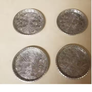 ที่รองแก้วโลหะอลูมิเนียมสุดหรูทันสมัยพร้อมแผ่นรองทรงกลมสำหรับตกแต่งบนโต๊ะ - Product Image 1