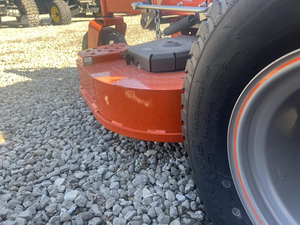 ขายเครื่องตัดหญ้า Husqvarna Z572X Commercial Zero Turn รุ่น 31 แรงม้า ขนาด 72 นิ้ว พร้อมแท่นตัดแบบ Fabricated Deck และระบบขับเคลื่อน Hydro-Gear ZT5400 สำหรับมืออาชีพ - Product Image 5