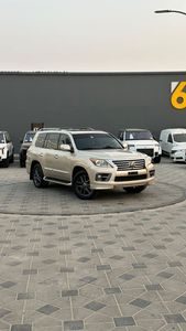 Precio de descuento 100% para LX570 Sport Platinum 5.7L - Product Image 4