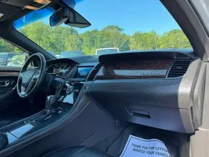 2017 Ford Taurus Limitée - Product Image 2