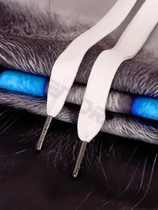 เสื้อฮู้ดแขนยาวมีฮู้ดพิมพ์ลายกราฟิกสำหรับผู้ชายโอเวอร์ไซส์เสื้อสเวตเตอร์แบบมีเชือกรูดมีกระเป๋าผ้าฟลีซสีล้วนย้อมสีพัฟสำหรับฤดูหนาว - Product Image 4