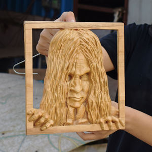 Samara Ring Tenture Murale Décor Bois de Teck Écologique et Durable avec Finition Naturelle Film D'horreur Inspiré Décor À La Maison - Product Image 5