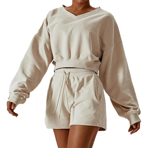 ชุดกีฬาผู้หญิงฤดูหนาว ผ้าฝ้ายคุณภาพสูง ออกแบบเองได้ ชุดออกกำลังกาย เสื้อฮู้ด กางเกงขาสั้น 2 ชิ้น ชุดลำลองแฟชั่น 2026 - Product Image 6