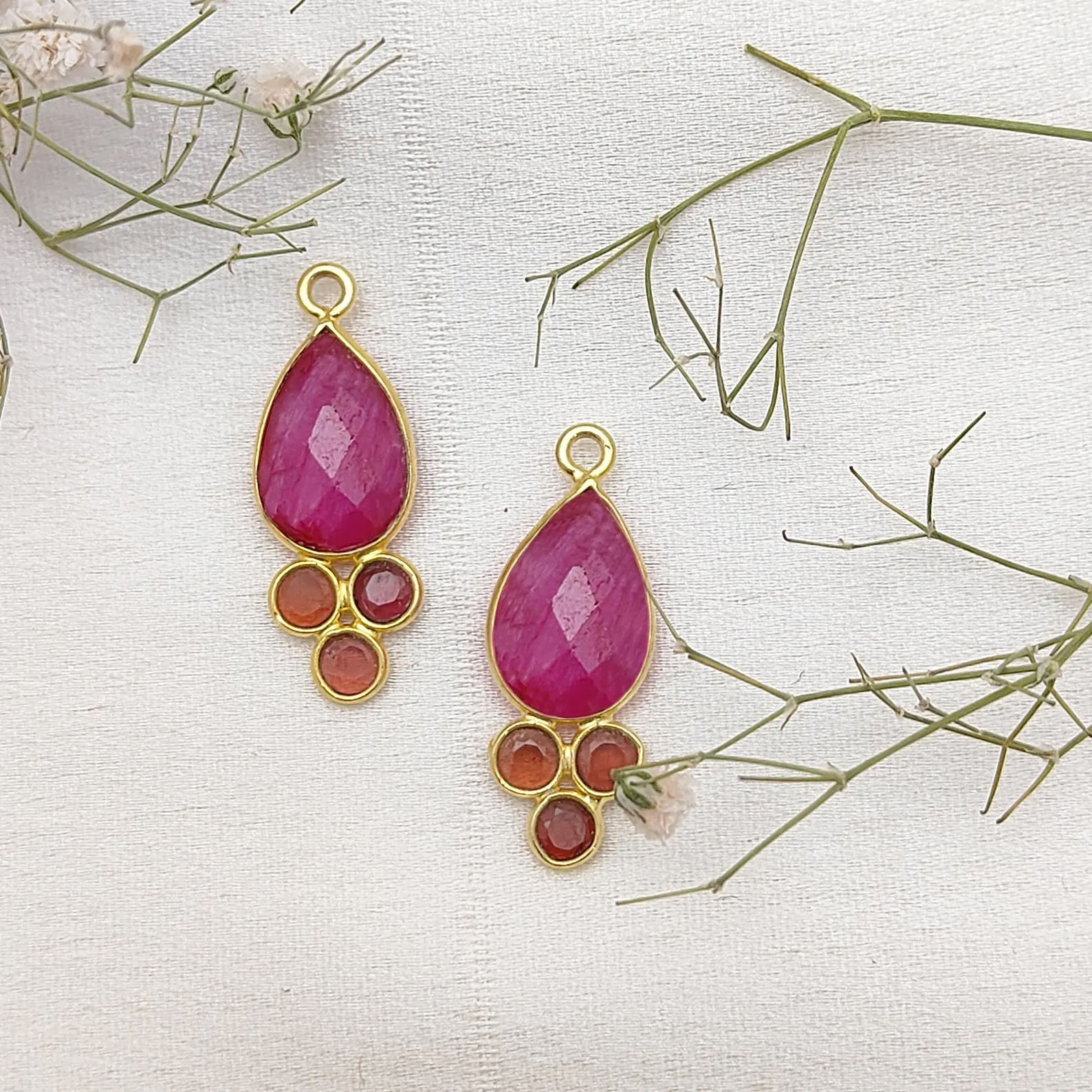 ทับทิมย้อมสี