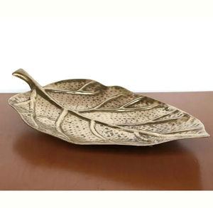 Tendance feuille plateau fait à la main en aluminium plat de service à la mode Banquet affichage contemporain salle à manger et Table de fête configuration meilleurs plateaux - Product Image 1