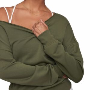 Sudadera con hombros descubiertos verde con estampado bordado de hermandad personalizada en tela French Terry - Product Image 5