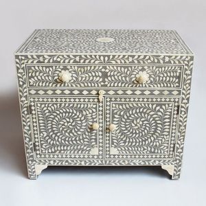 MUEBLES CON INCRUSTACIONES DE HUESO TRADICIÓN ARTESANÍA tradición personalizada y Floral Mesita de noche Gabinete Incrustaciones de hueso Sala de estar DE LA India - Product Image 1