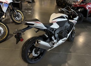 ฮอนด้า CBR1000RR แท้ ปี 2026 - Product Image 6
