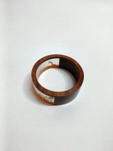 Design moderne Bracelets en bois et résine Tenues de fête élégantes pour l'artisanat Cadeaux Souvenirs Artisanat écologique en résine - Product Image 4