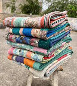 ผ้าห่ม Kantha แบบดั้งเดิมของอินเดีย เย็บด้วยมือสําหรับตกแต่งบ้าน - Product Image 1