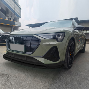 Runde vente exclusive Kit de carrosserie pour <span class=keywords><strong>Audi</strong></span> <span class=keywords><strong>Etron</strong></span> mise à niveau HY Kit de carrosserie lèvre avant diffuseur arrière ailes supérieures jupes latérales ABS noir brillant - Product Image 3